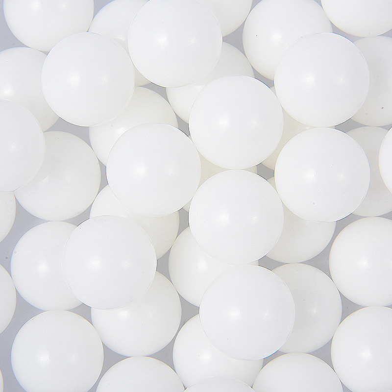 Bola plastik